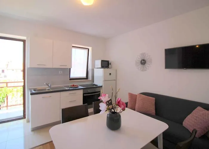 In - Istrien 9921 * 波雷奇